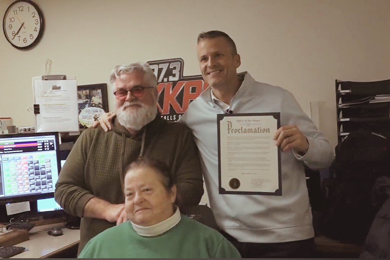 Radio duo Ben and Patty recognized for 30 years on the air