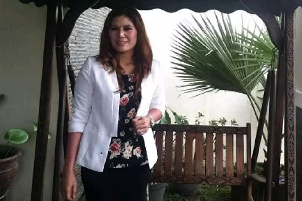 Buy This Woman’s House and She’ll Marry You