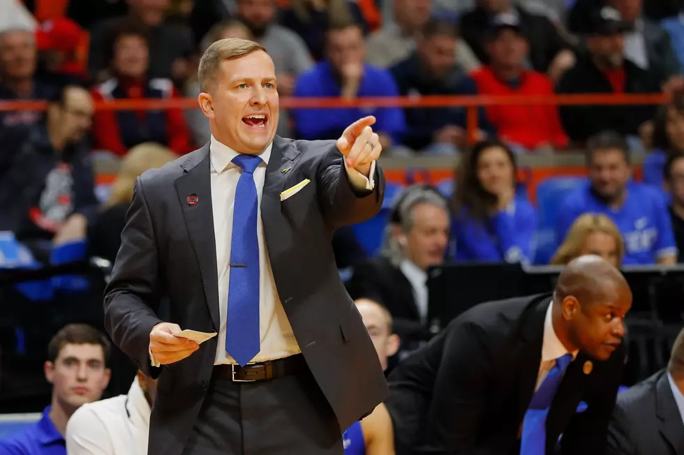 South Dakota State Extends Basketball Coach T.J. Otzelberger’s Contract Through 2023